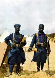 Senegalese scherpschutters tijdens de Slag bij de Marne ten oosten van Parijs, september 1914